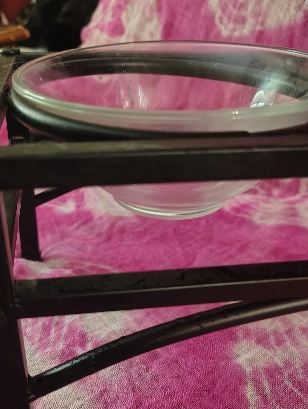 Modern Black Metal Raised Double Pet Bowl Stand Sturdy Raised Diner Frame
